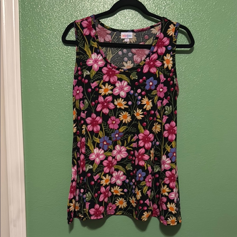 Floral Sleeveless Top - Black and Pink